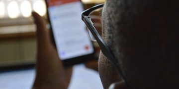 Por qué ciertas distracciones en el trabajo pueden ser buenas para ti