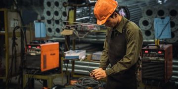 Ocupaciones rutinarias asociadas con un aumento del 37% en el riesgo de demencia