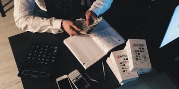 El estrés financiero se asocia a un mayor riesgo de enfermedades cardiovasculares