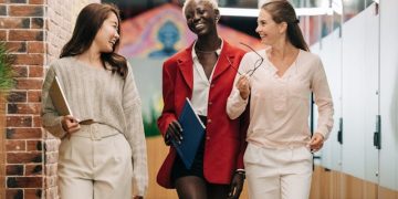 La inmigración de trabajadores altamente cualificados impulsa el emprendimiento regional