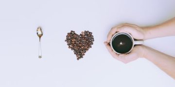 La cafeína podría tener un papel protector contra la enfermedad de Alzheimer