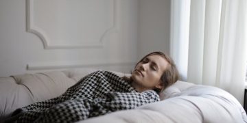 Una siesta corta estimula la resolución de problemas al fortalecer las conexiones ocultas